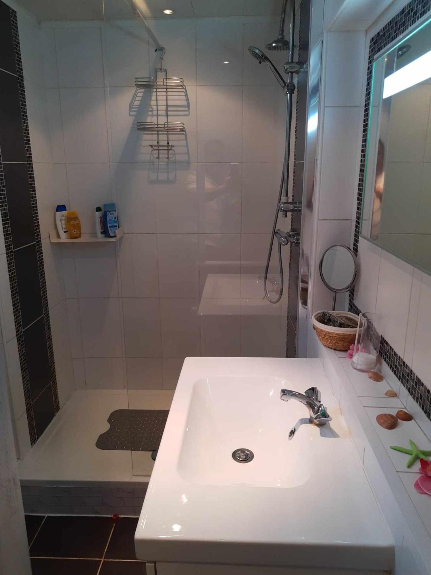 Agreable Maison Avec Cour A 10Min De Liege Herstal Εξωτερικό φωτογραφία